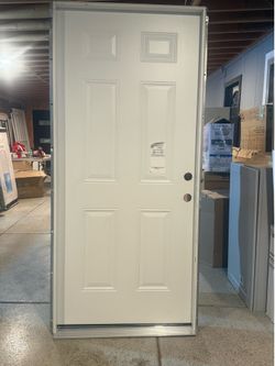 Brand new door $180