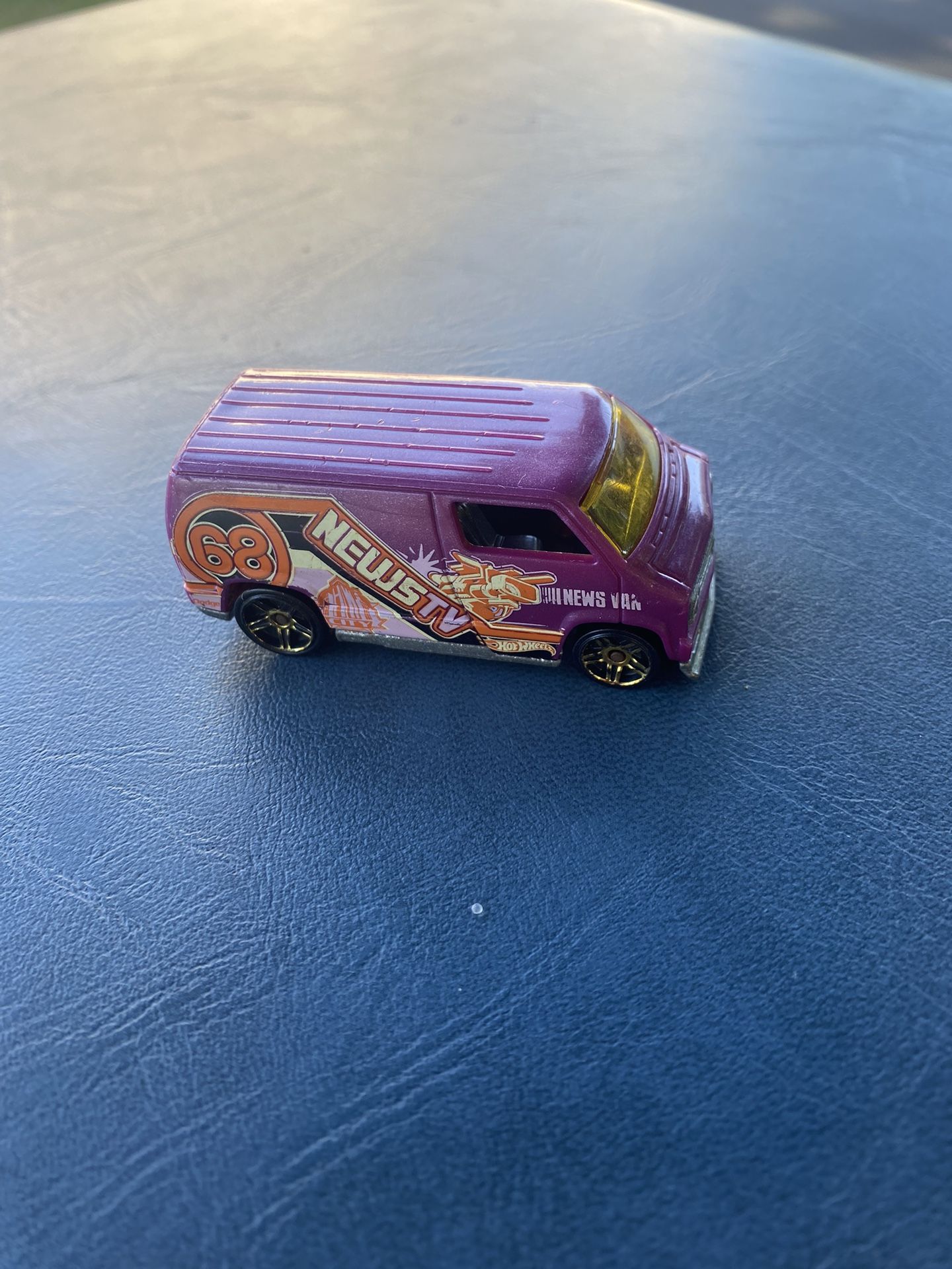 Mattel Hot Wheel Dodge Van