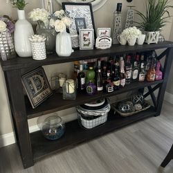 Buffet / Dining table 