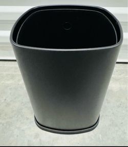 NEW 2.1 Gallon Small Trash Can Wastebasket - Black Stainless Steel Bathroom - $