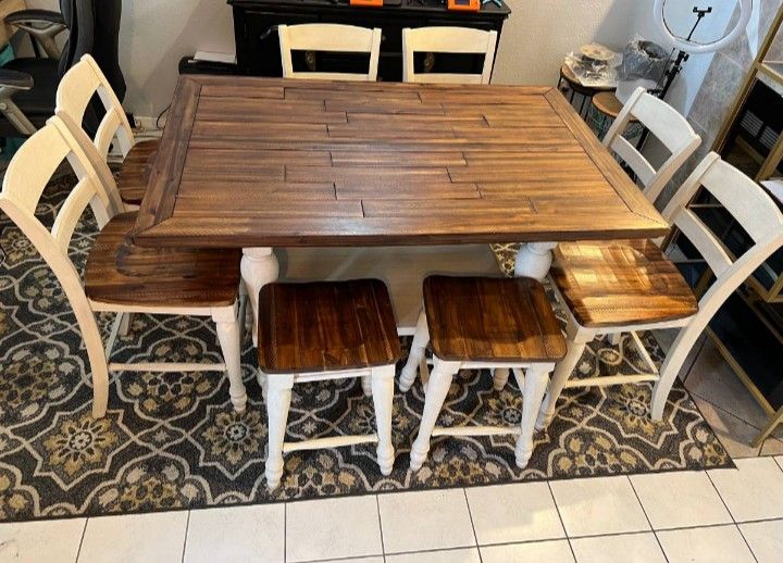 Marsilona Dining Table With Chairs