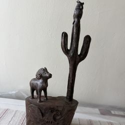 Beautiful Wooden Naïve Art Sculpture