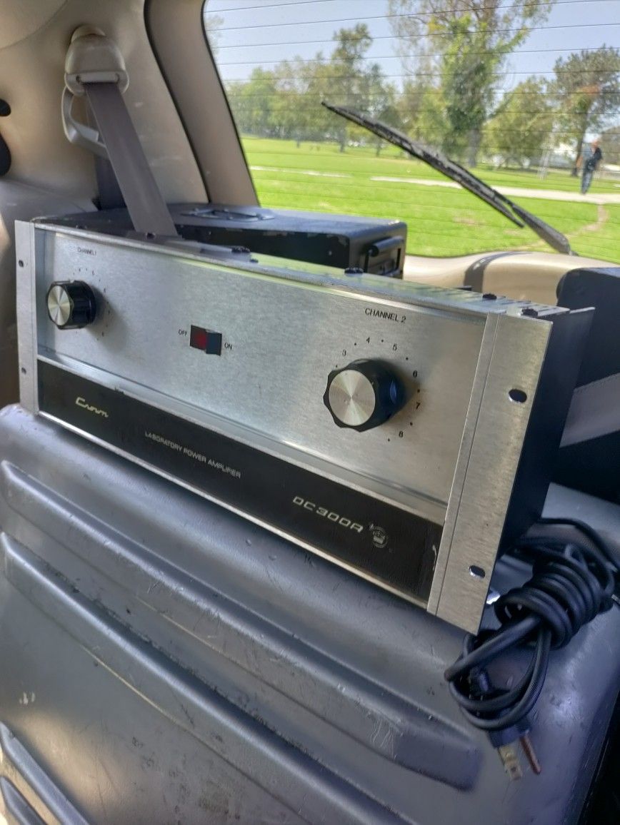 Crown DC300a Power Amplifier