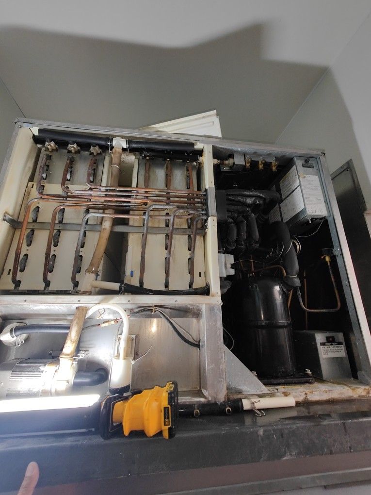 Hoshizaki Ice Machine