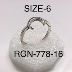 Silver Moon Design Ring For Women: RGN-778-16/Size-6