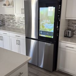 Samsung - Bespoke 23 Cu. Ft. 4-Door Flex French Door Counter Depth Refrigerator with Al Family Hub+ - Stainless Steel