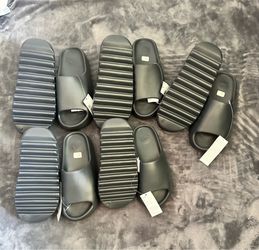 Yeezy slides sizes 8-12