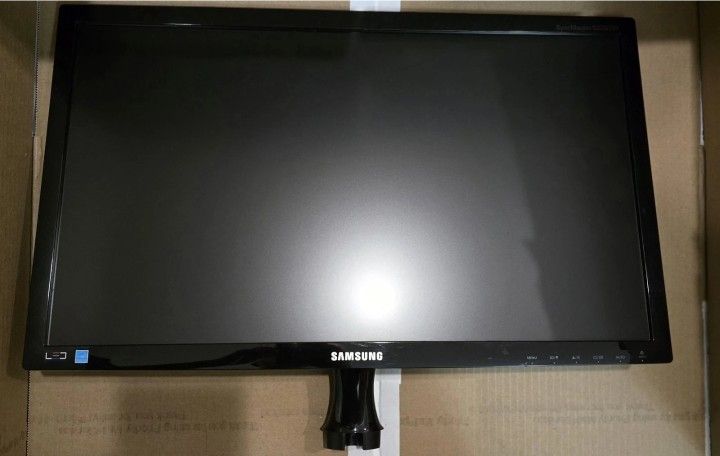 Samsung S22B150N 21.5" LED Computer Monitor 1080