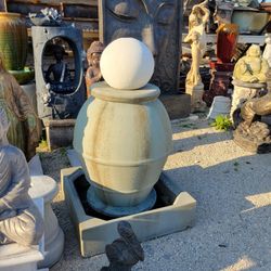 Concrete Resin Fiberglass Ball Sphere Fountain / Cement Fiberglass Backyard Patio Orb Fountains