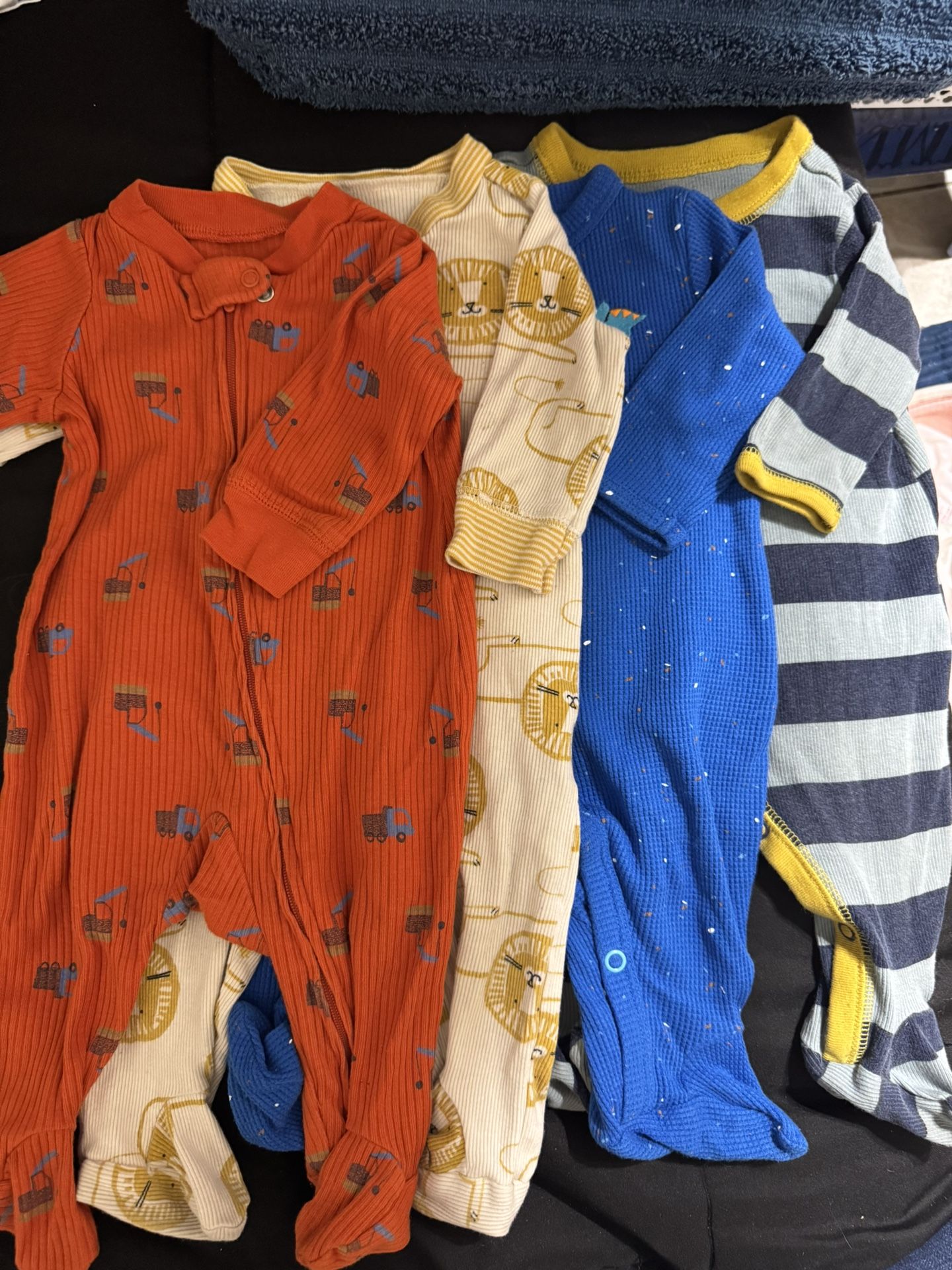 Carters Size 3 M Sleepers 