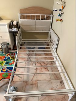Free twin frame and bed must pick up