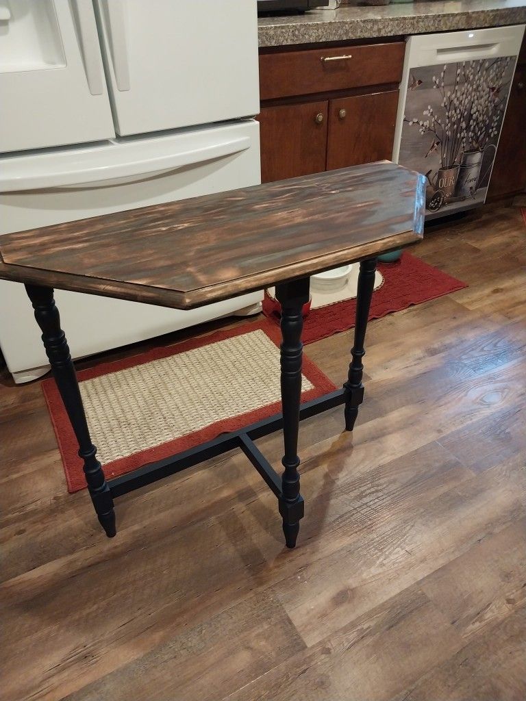 ANTIQUE TABLE (small end table) Restored/Refurbished