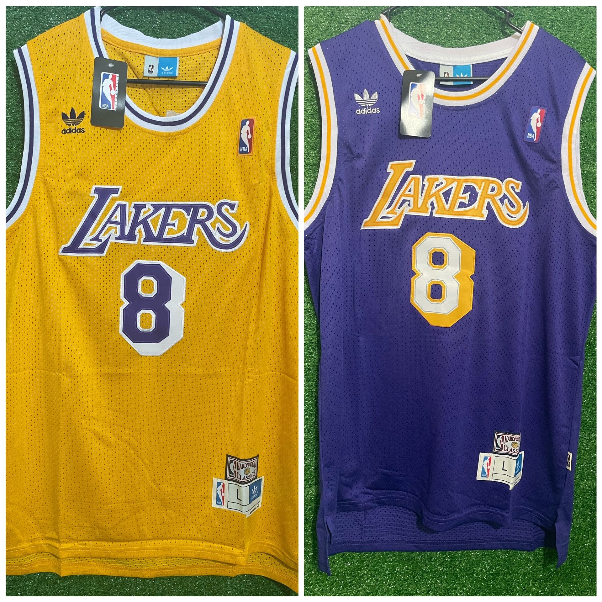 KOBE BRYANT LAKERS AWAY JERSEY SIZE L THROWBACK for Sale in Celebration, FL  - OfferUp