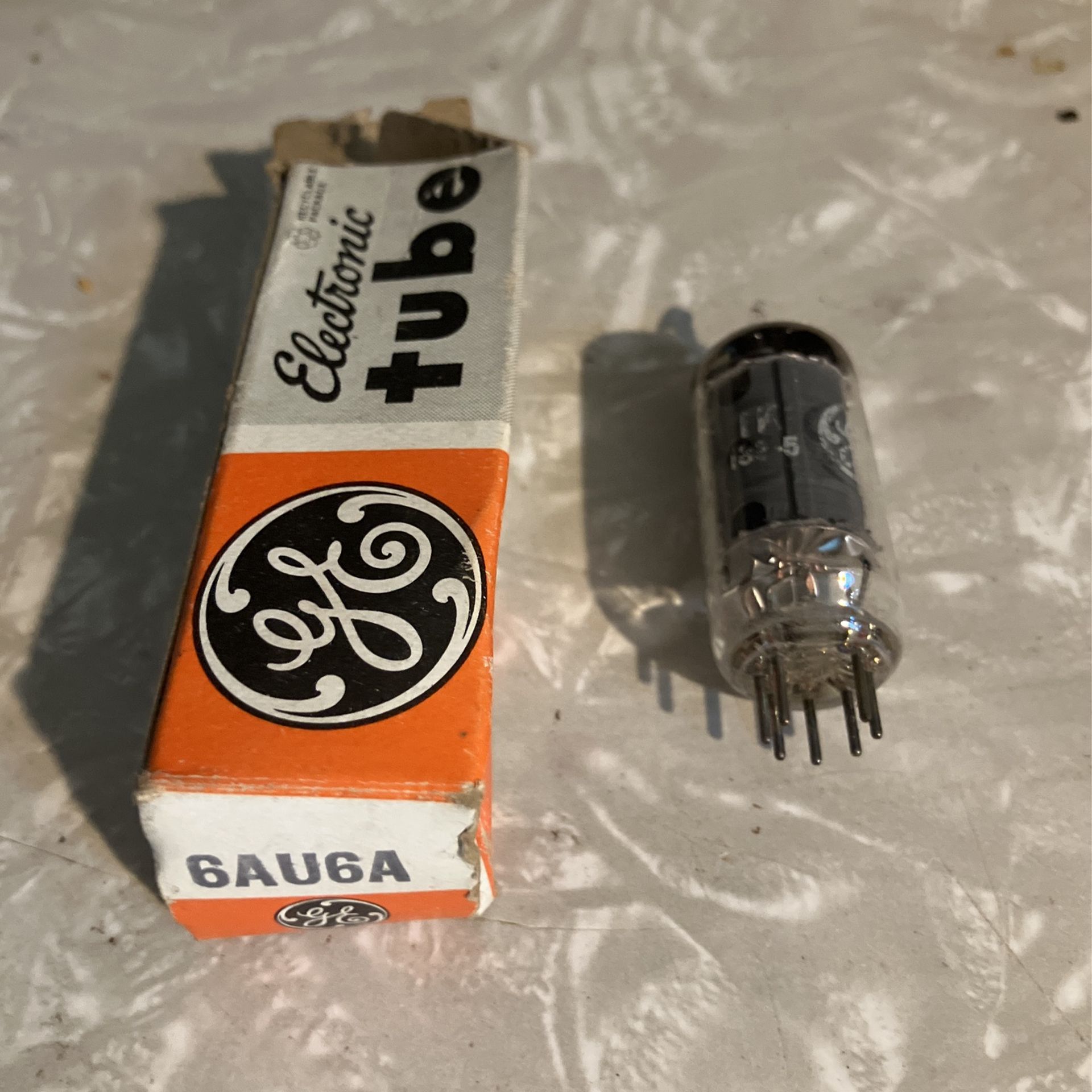 GE Electronic Tube. 6AU6A