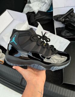 Jordan 11s Gamma Blue