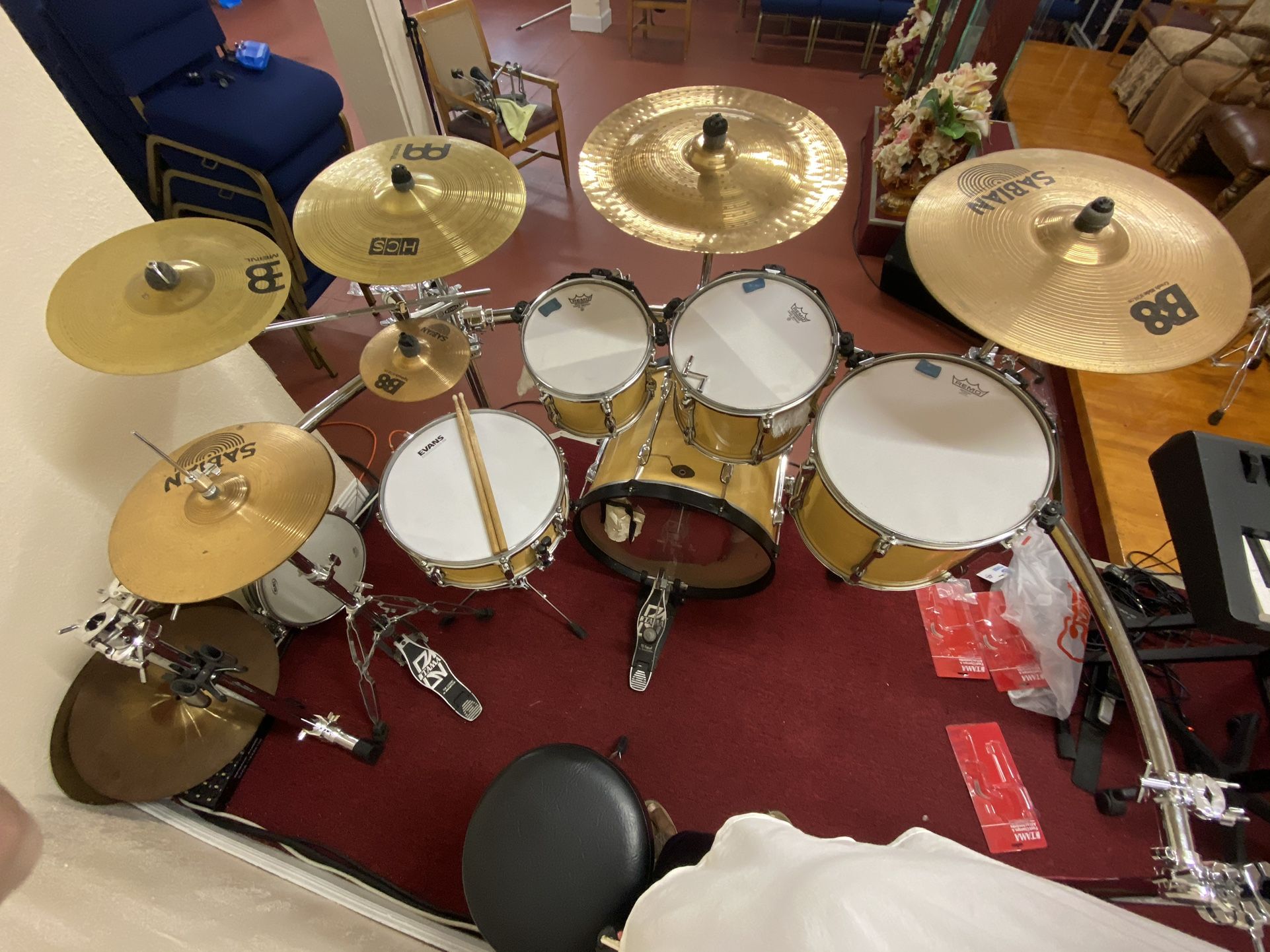 TAMA DRUM SET