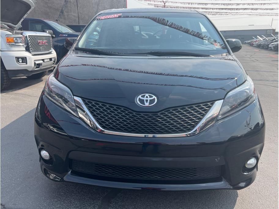 2015 Toyota Sienna