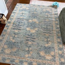 Blue Floral 6x8 Rug