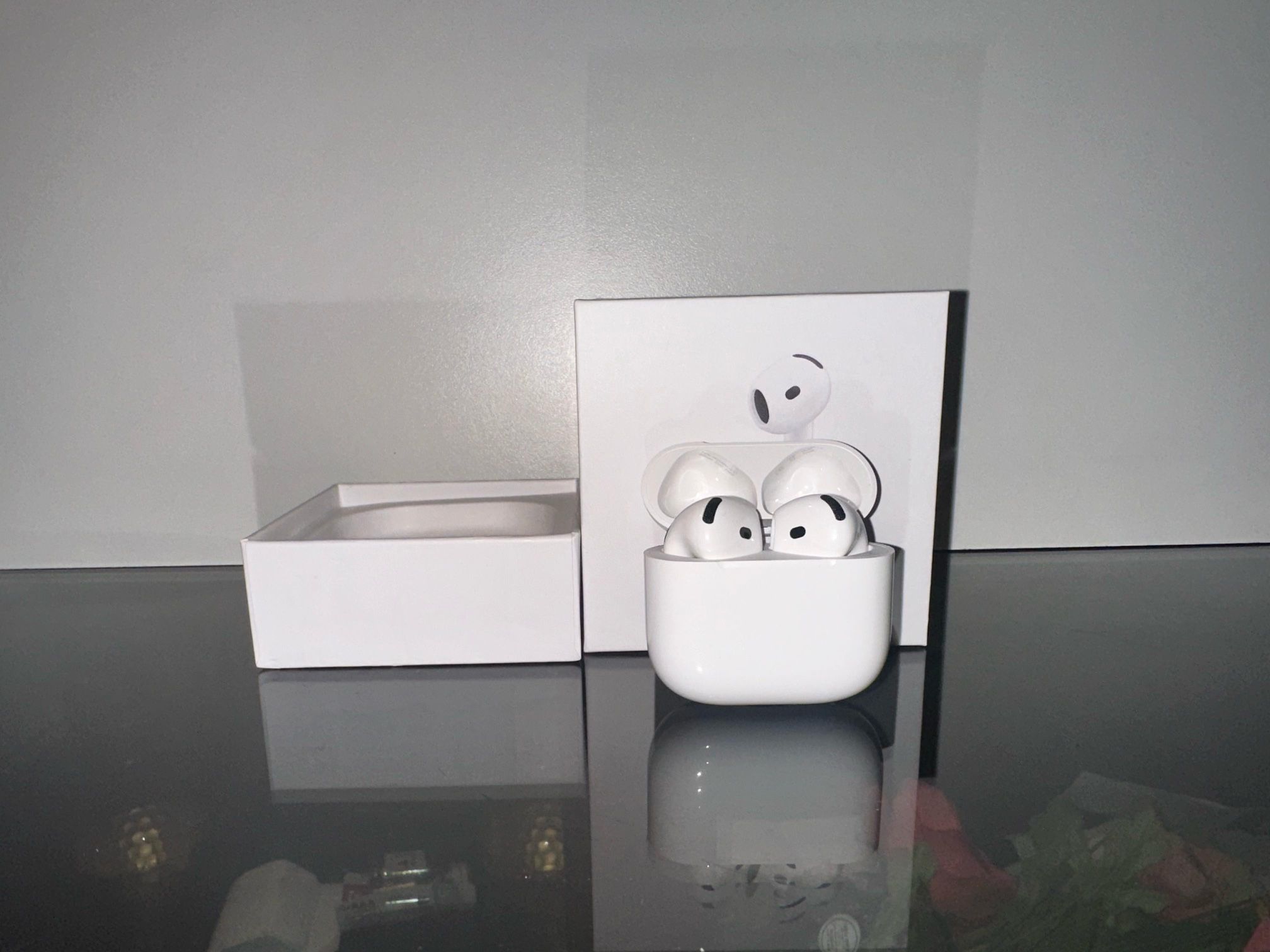 AirPods Gen 4