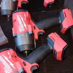 BRAND  NEW  TORQUE  MILWAUKE  1/2