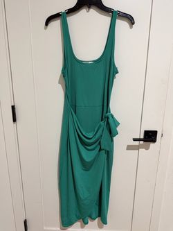 Green Sleeveless Midi Dress with Side Tie