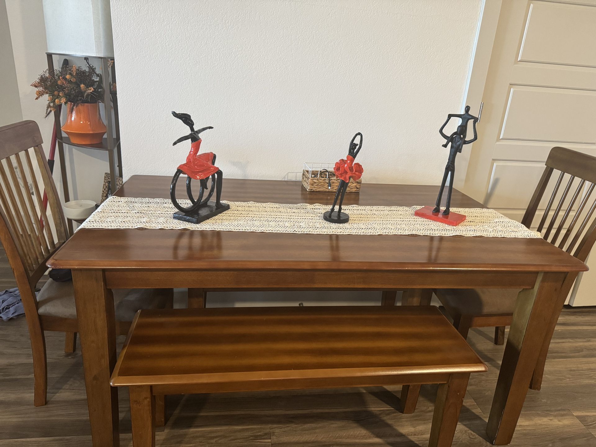 Dinner Table Set