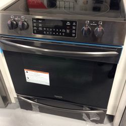 Frigidaire Gallery 30” Slide In Electric Range with Air Fryer