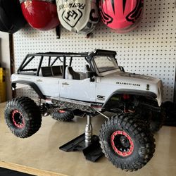 Axial Scx10 Crawler 