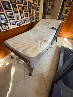 Electric hospital bed