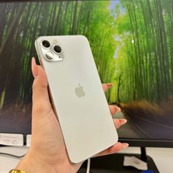 IPhone 11 PRO MAX 256GB UNLOCKED✔️