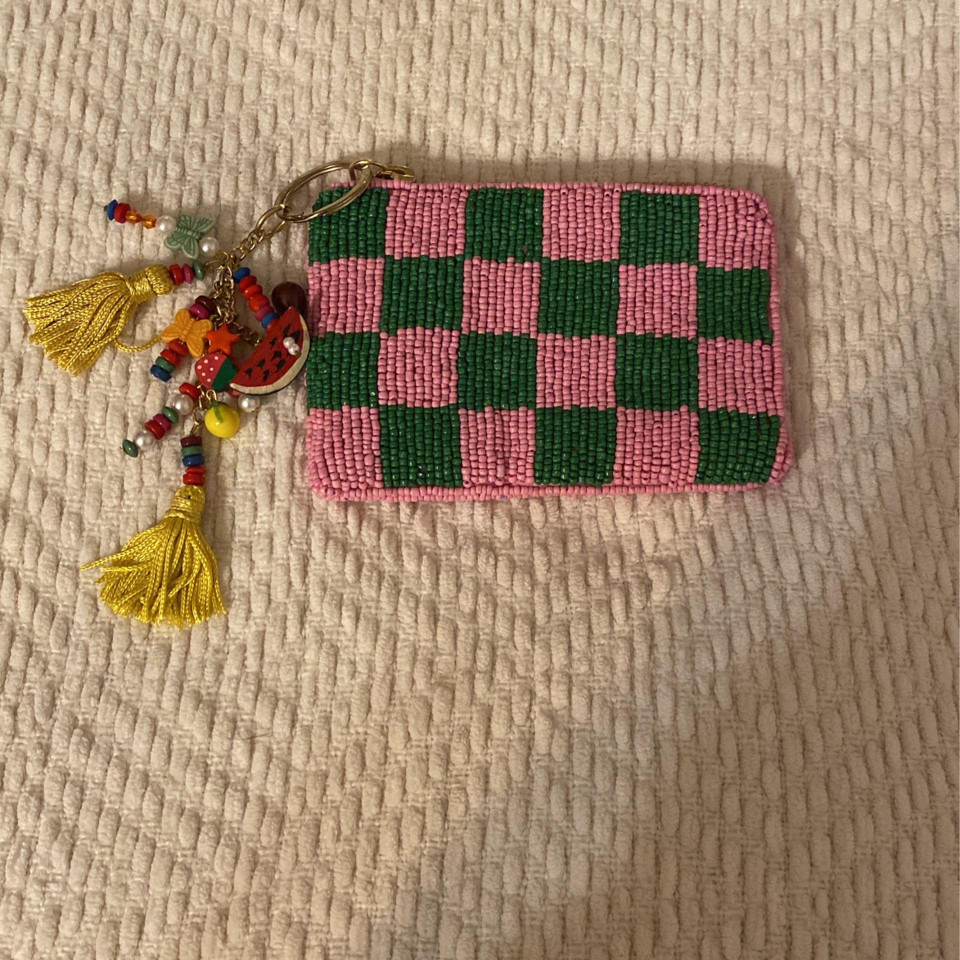 Anthropologie Pink And Green Checkered Coin Purse/Card Holder With Keychain  And Two Checkered Makeup Bags/Clutch Bags for Sale in San Marcos, CA -  OfferUp
