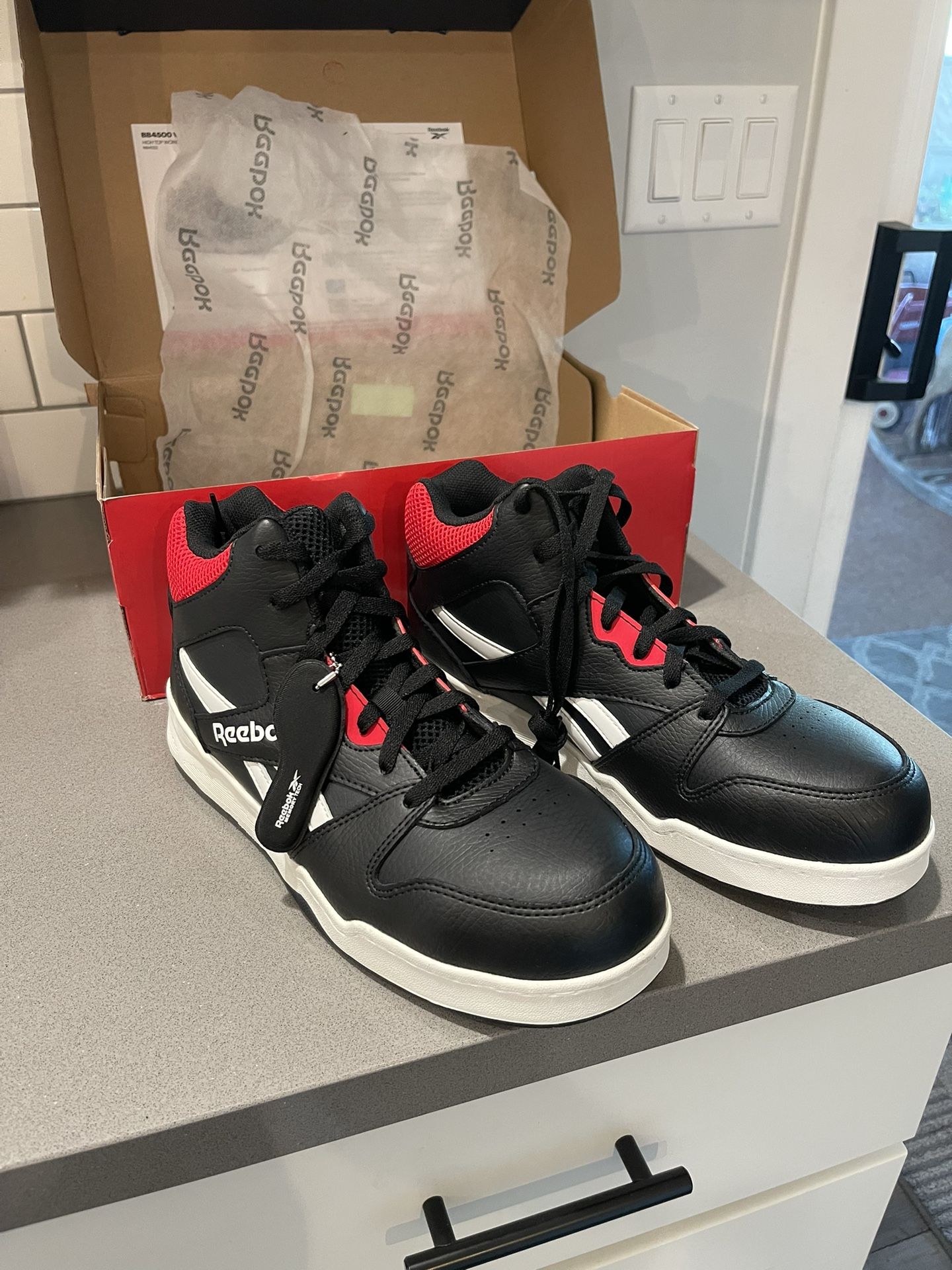 Reebok Work Safety Shoes With Safety Toe Size 10M - OSHA Approved - Never Worn - Brand New In Box