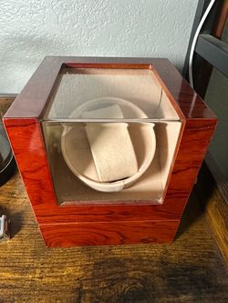 Watch winder, USB powered