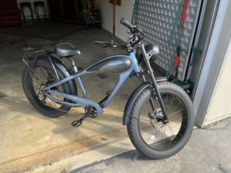 Revi Cheetah Cafe Racer Electric Bike Retail: $2,400