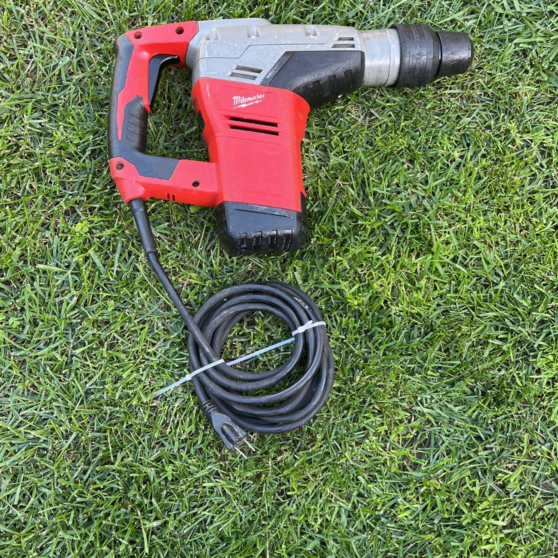 Milwaukee 1-9/16 in. SDS-Max Rotary Hammer