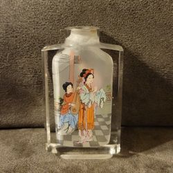 Vintage Chinese Reverse Hand Painted Snuff Bottle w/ Women artwork