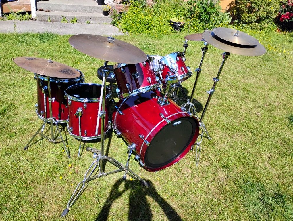 Gretsch Catalina Maple 6 Piece Drum Set