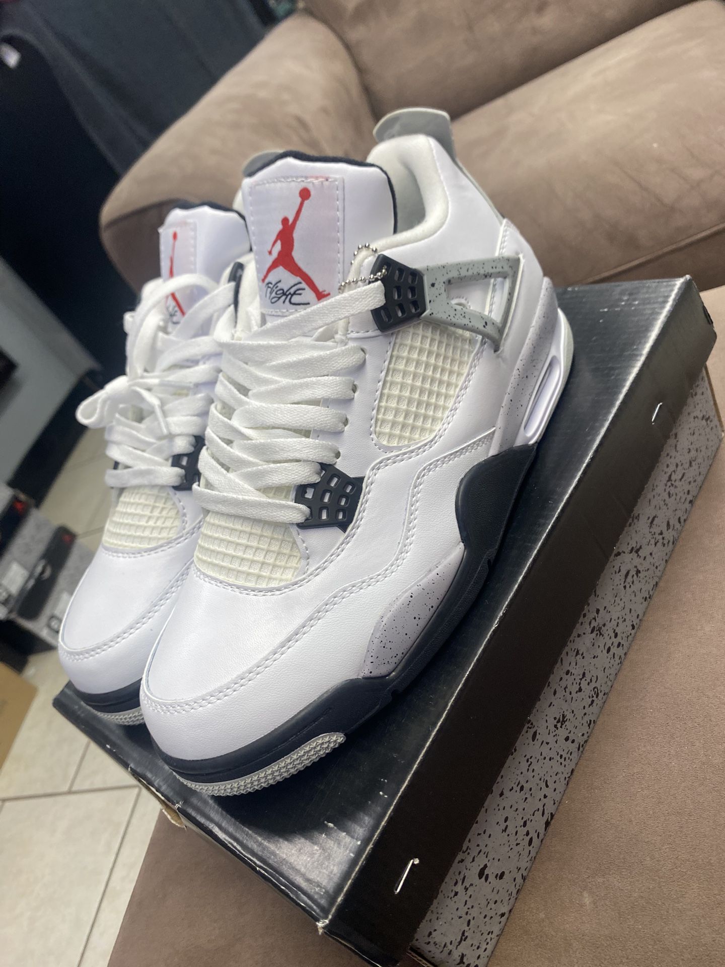 White Cement 4s