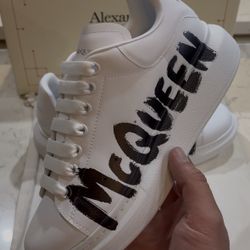 Alexander Mcqueens