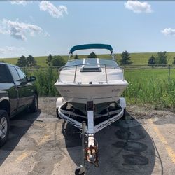 2000 Bayliner Capri