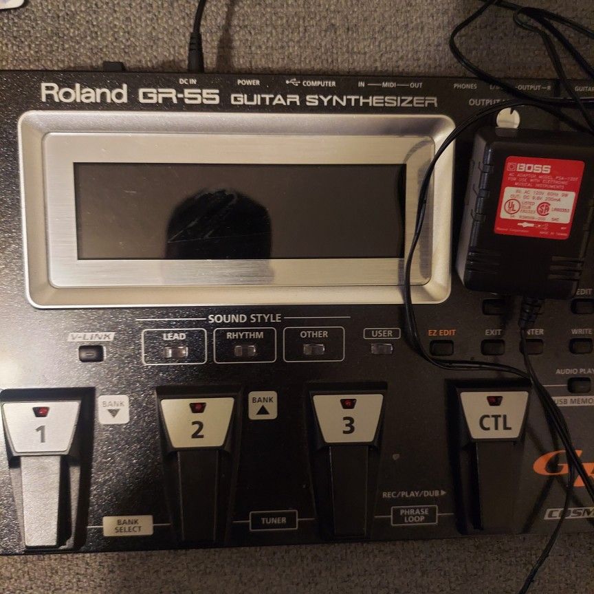Roland GR 55
