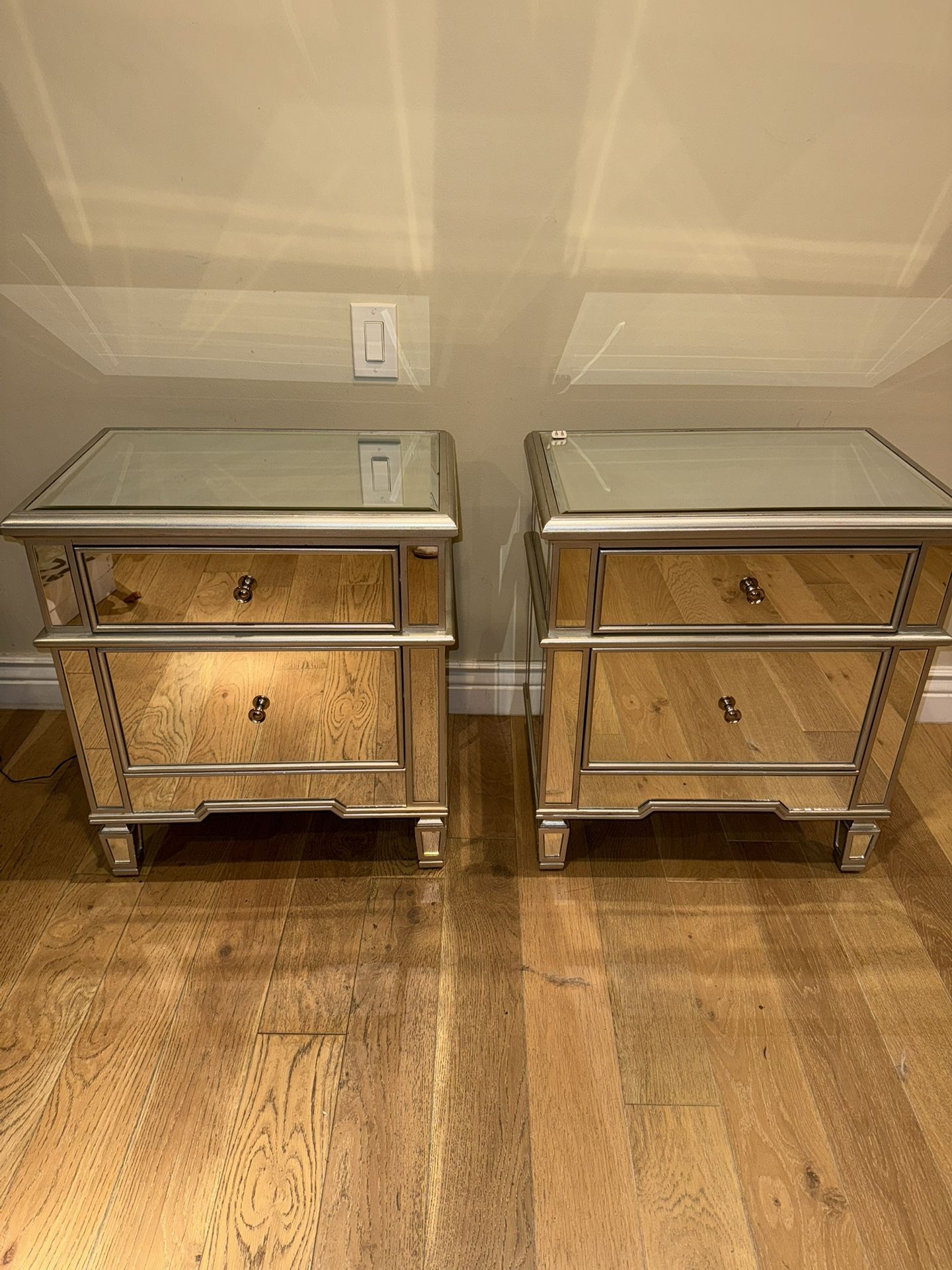 Lux Mirror Nightstand Set - Incredible Condition
