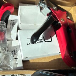 Staple gun