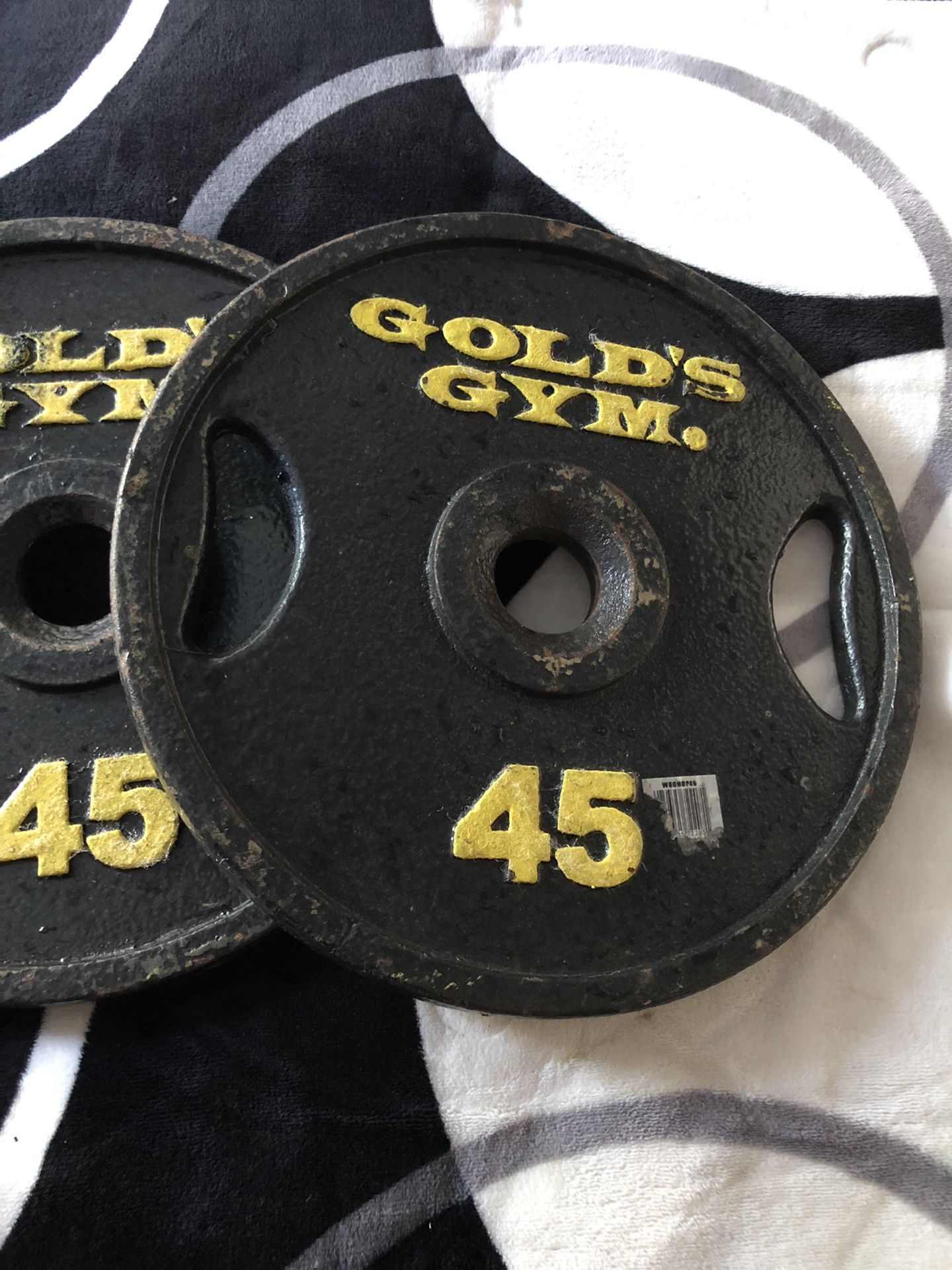 2 45lbs gold’s gym Olympic weights