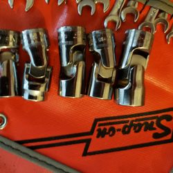 New Snap On Universal Sockets 