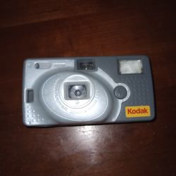 Kodak Zoom And Studio 35 Camera 