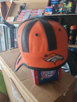 BRONCOS CAP.