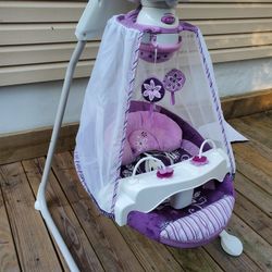 Fisher Price Starlight Cradle N Swing Sugar Plum Purple Pink
