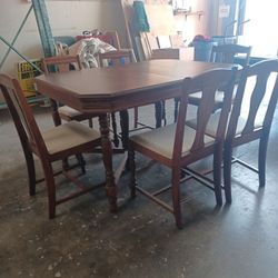 Antique Dinette Set Five Chairs With Two Extension Leaves