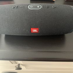 JBL Bluetooth Speaker & Studio 3 Beats Overear